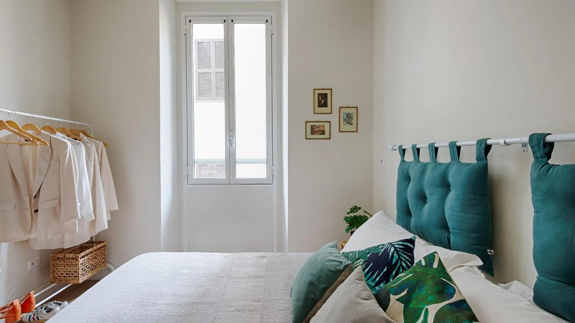 Cattaneo Monti Delizioso E Nuovissimo Appartamento Rome Apartment